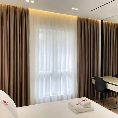 Matisse No22 - Luxury One Bedroom With Parking Tirana