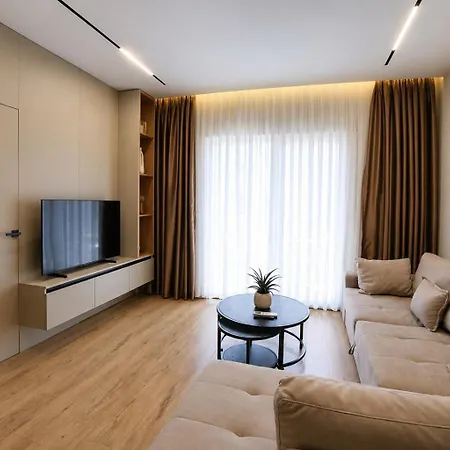 Matisse No22 - Luxury One Bedroom With Parking