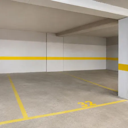 Matisse No22 - Luxury One Bedroom With Parking Apartman Tirana